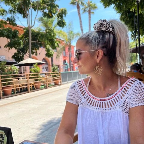 Meet your Posher, Marianne - Picture 1 of 1